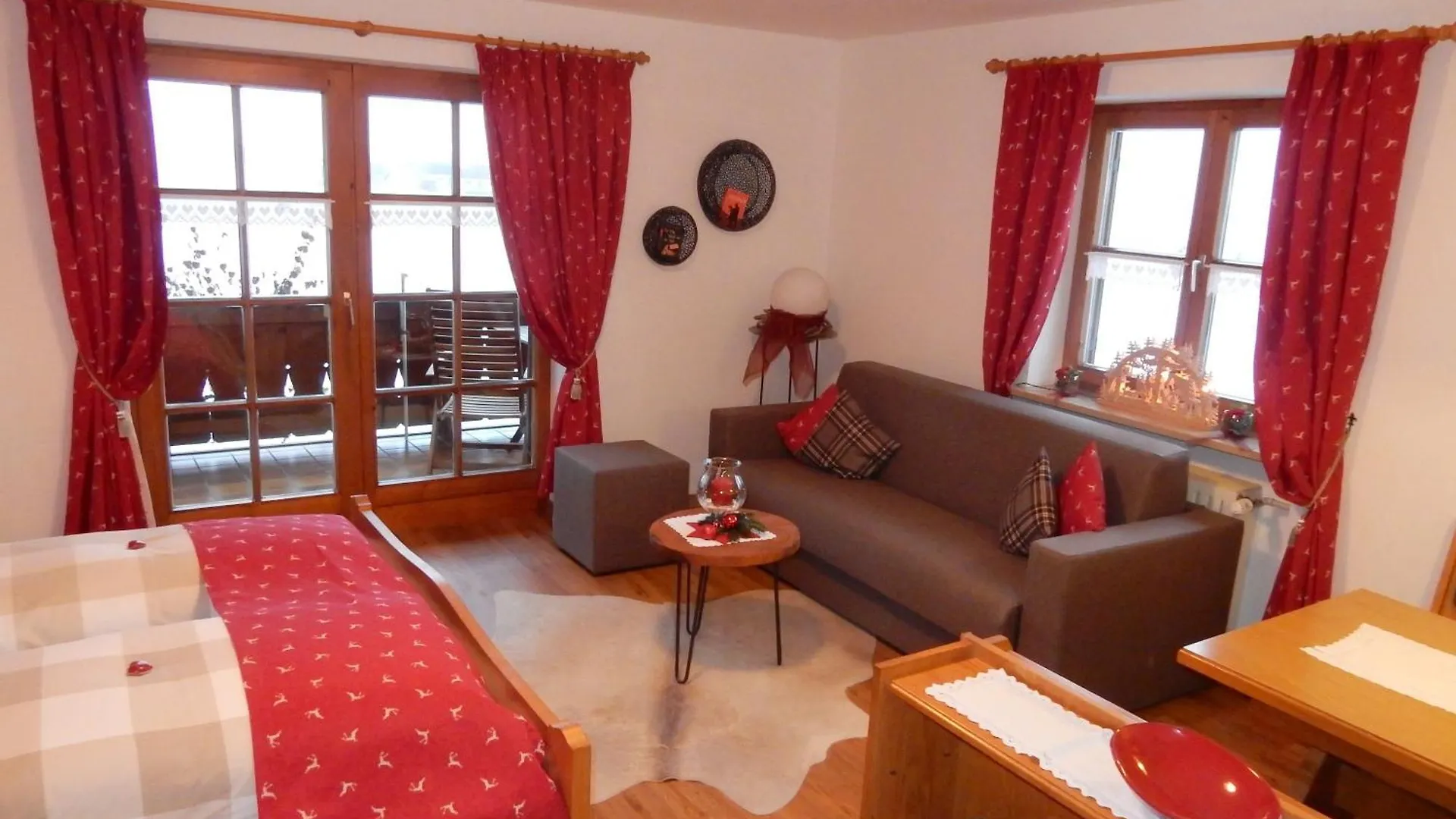 Gaestehaus Schoenfeld Reit im Winkl 3*,  Germany