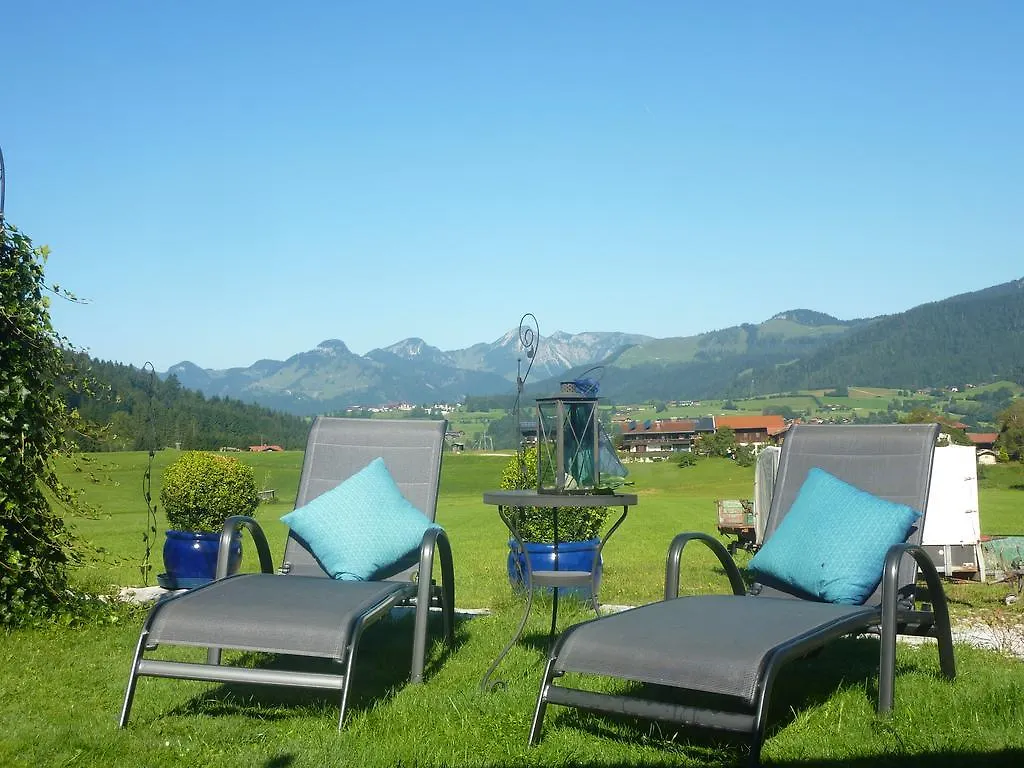 Guest house Gaestehaus Schoenfeld Reit im Winkl