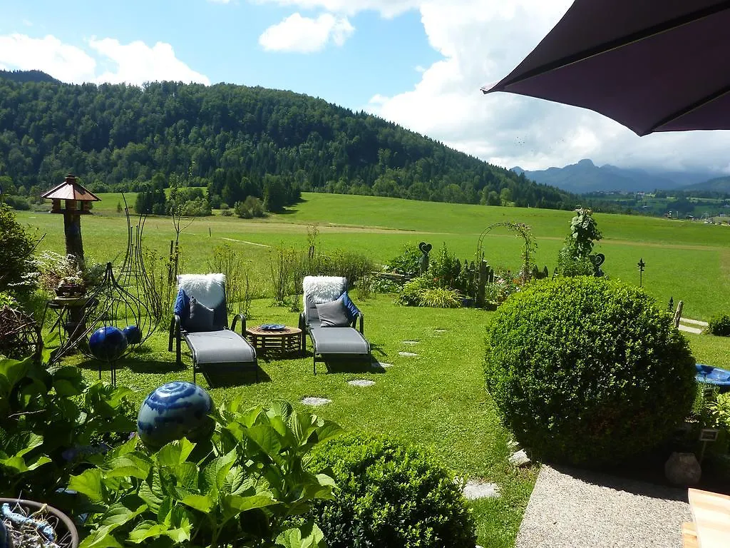 Gaestehaus Schoenfeld Reit im Winkl Guest house