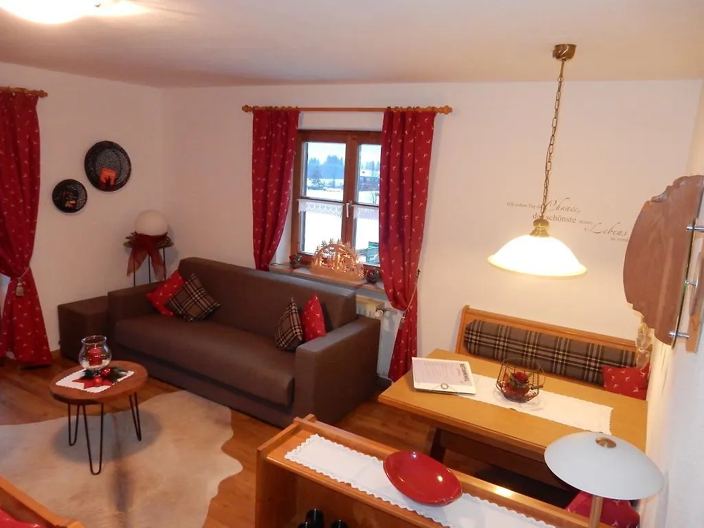 Guest house Gaestehaus Schoenfeld Reit im Winkl